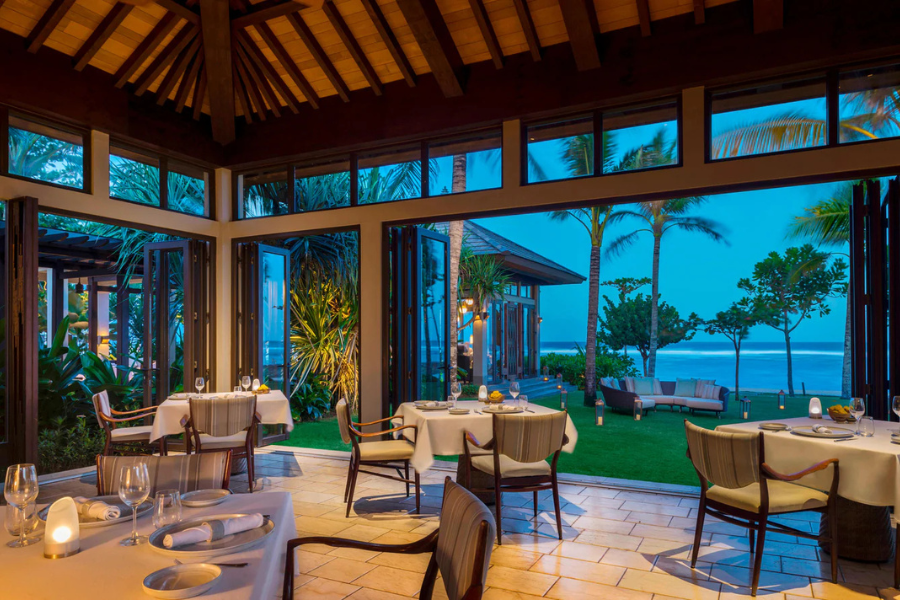 The Ritz Carlton - Photo 14