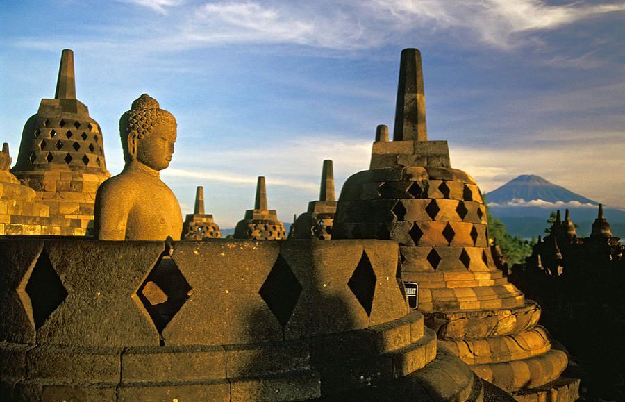 The Great Temples of Java - Photo 6