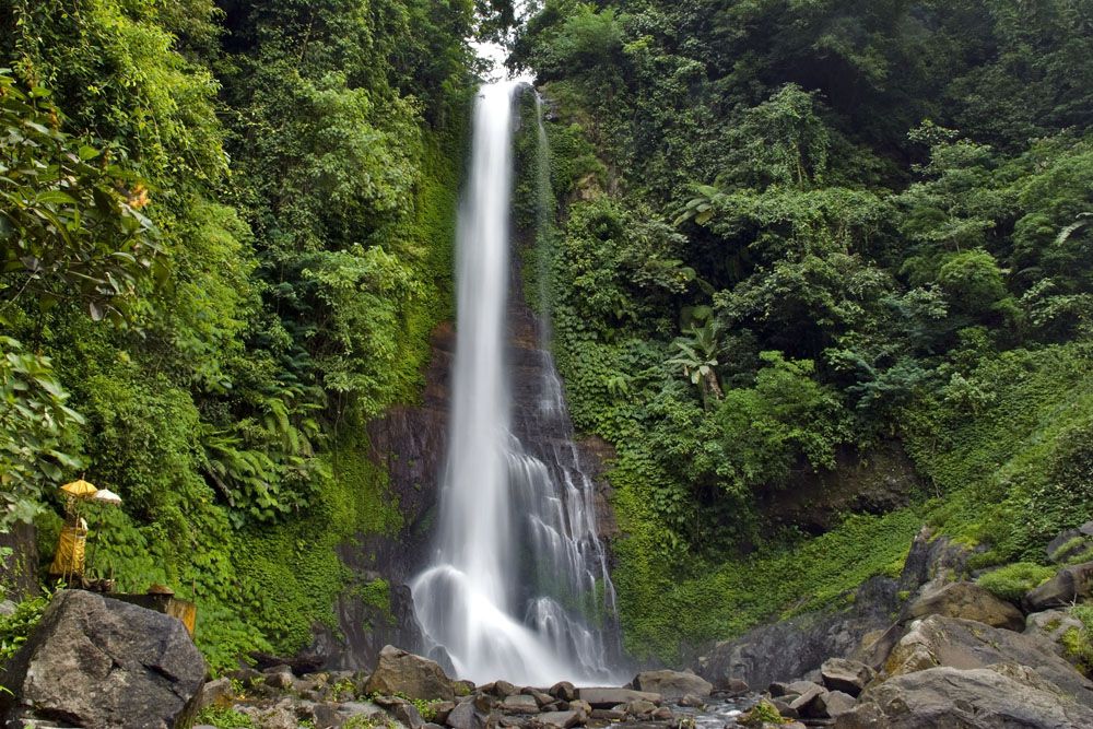 Incredible Waterfalls - Photo 6