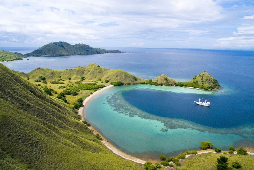 Flores & Komodo Holiday package